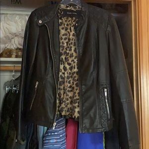 Women’s black rivet faux leather jacket size small
